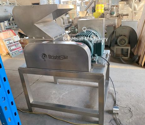 50-1000kg Per Hour Capatcity Liquiritia Flour Grinder Machine For Granules Making