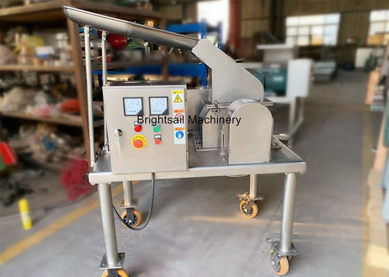 Foodstuff Industry Artemisia Stems Herbal Grinder Machine 10 To 500kg Per Hr Capacity