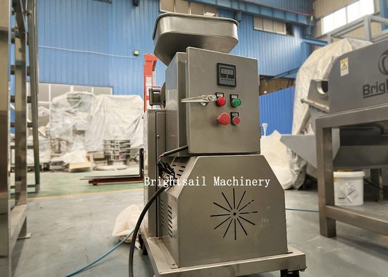 Industrial 300 Kg Per Hr Capacity Cinnamon Grinding Machine 10 To 120 Mesh Powder Fineness